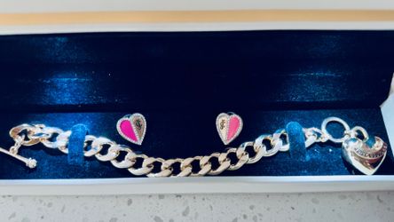 Juicy Couture – Bracelet &  Earring Set