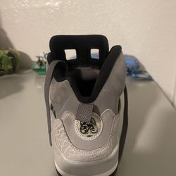 Jordan 5 men size 8