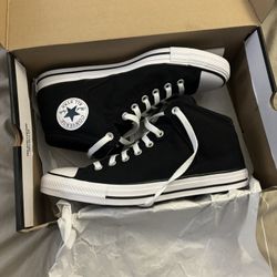 Men’s Size 10 Converse