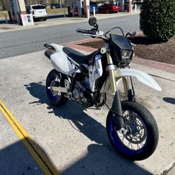 2014 Suzuki DRZ400SM