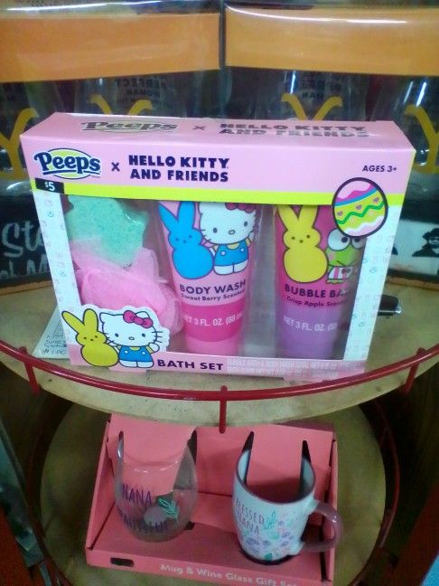 Peeps Hello Kitty Bath Set