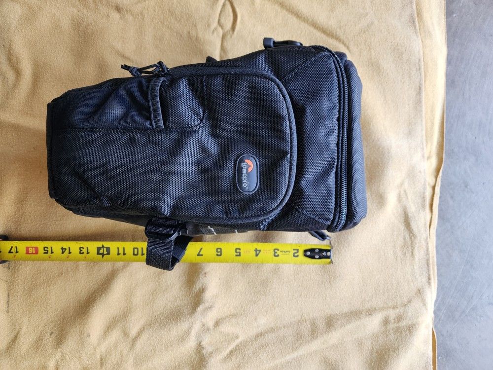 Lowepro Toploader Pro75 AW Camera Lens