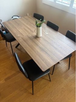 FREE TABLE. Need gone ASAP