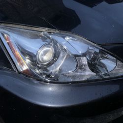 Lexus Is250 Headlights