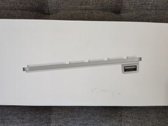 Apple full size keyboard wired