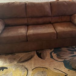 Brown couch great condition clean we sell all the time delivery $40 local