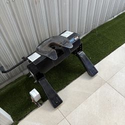 Pro Series 16K Hoose Neck 5th Wheel