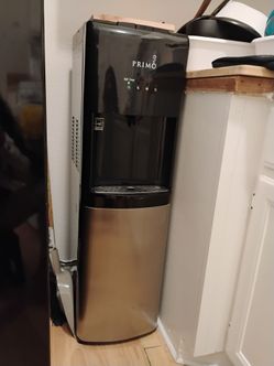 Self-Cleaning Water Machine + New 3-Gallon Bottle