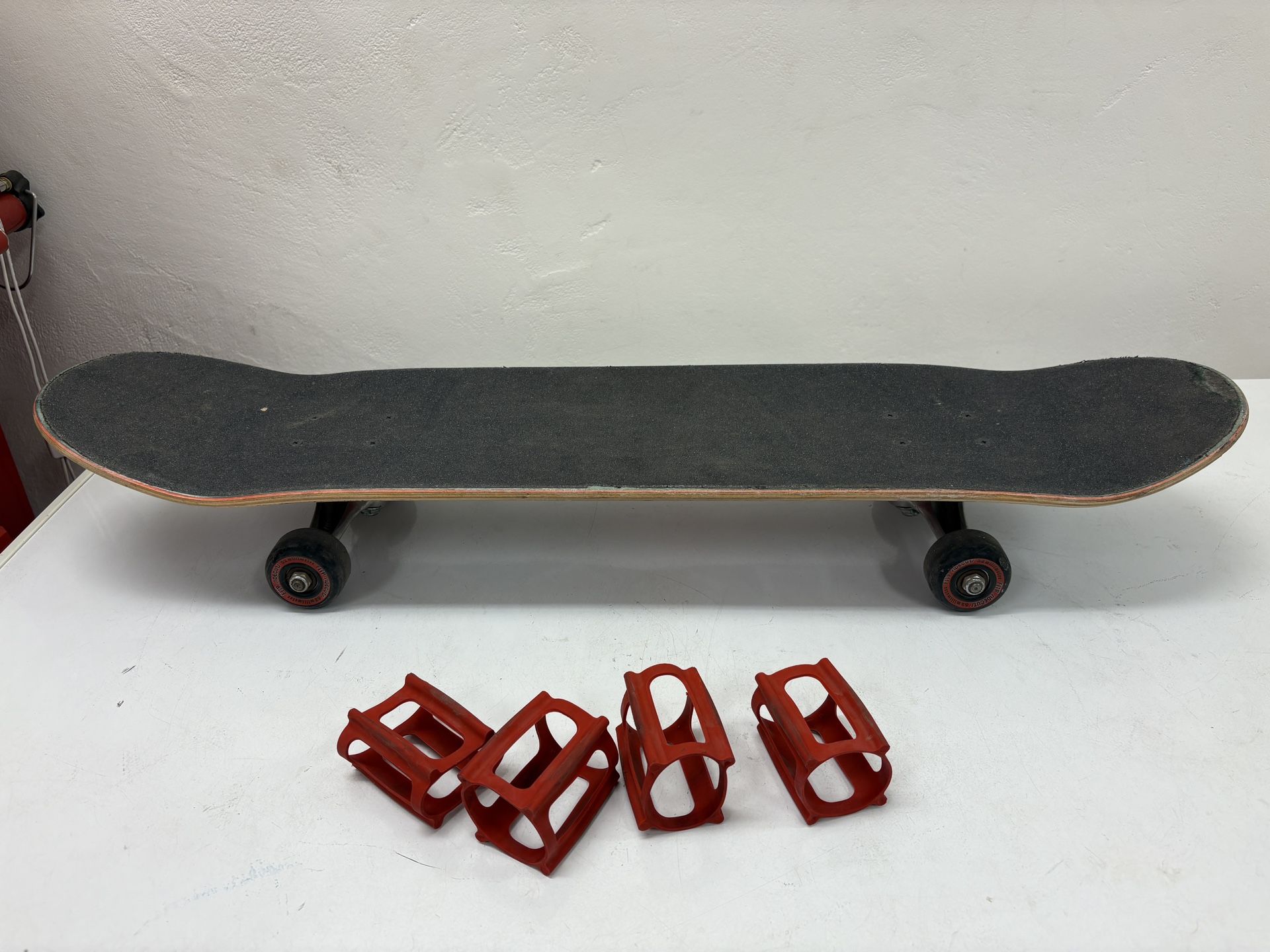 Skateboard