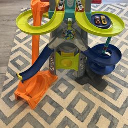 hot wheel racing toy 