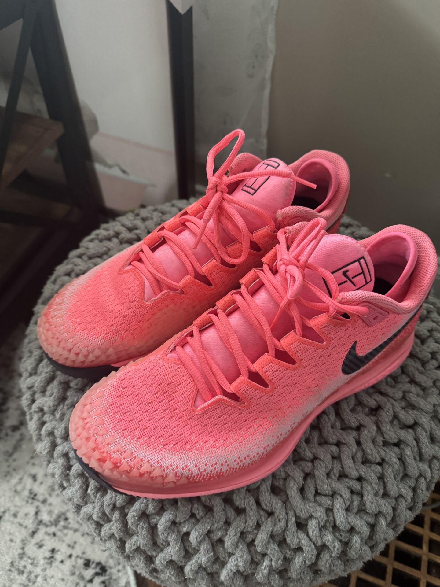 Women’s Nike Running/workout Shoes 10.5 Size