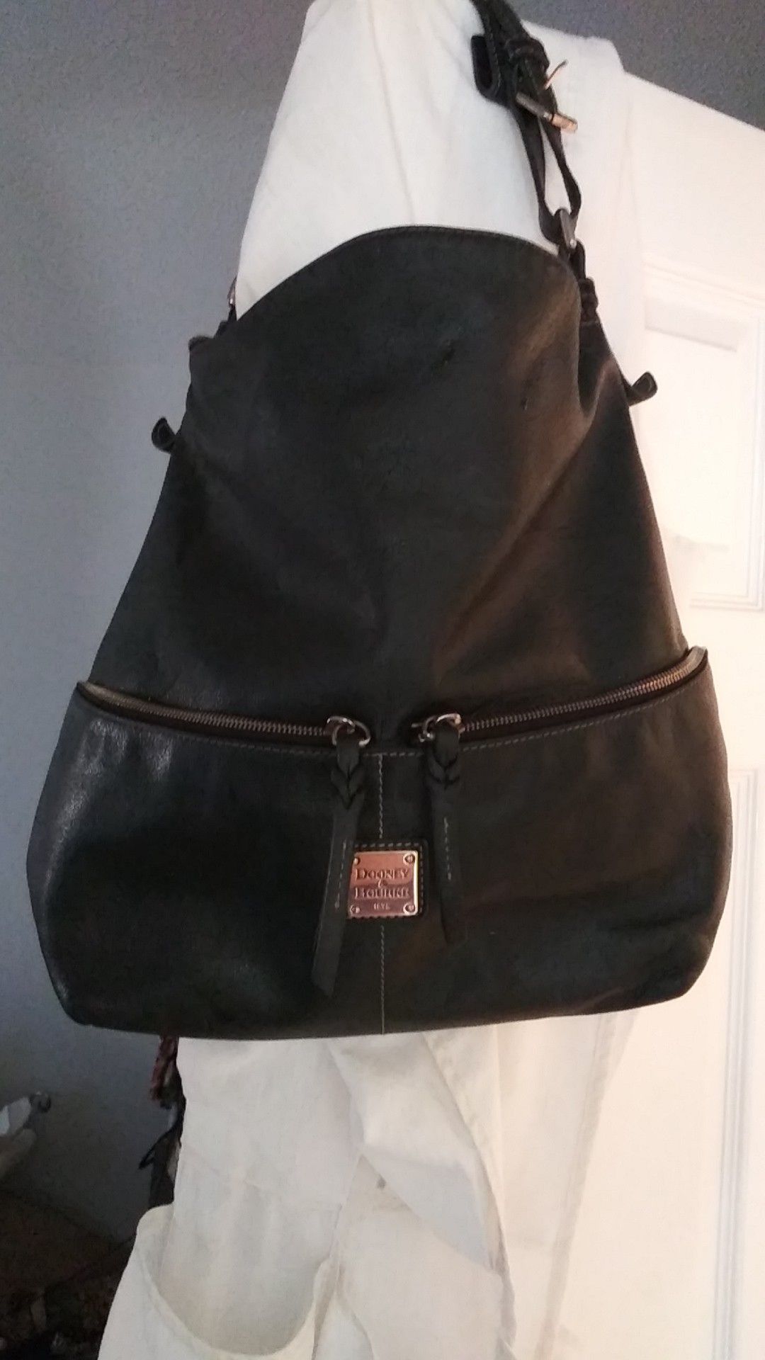 Dooney & Bourke hobo bag