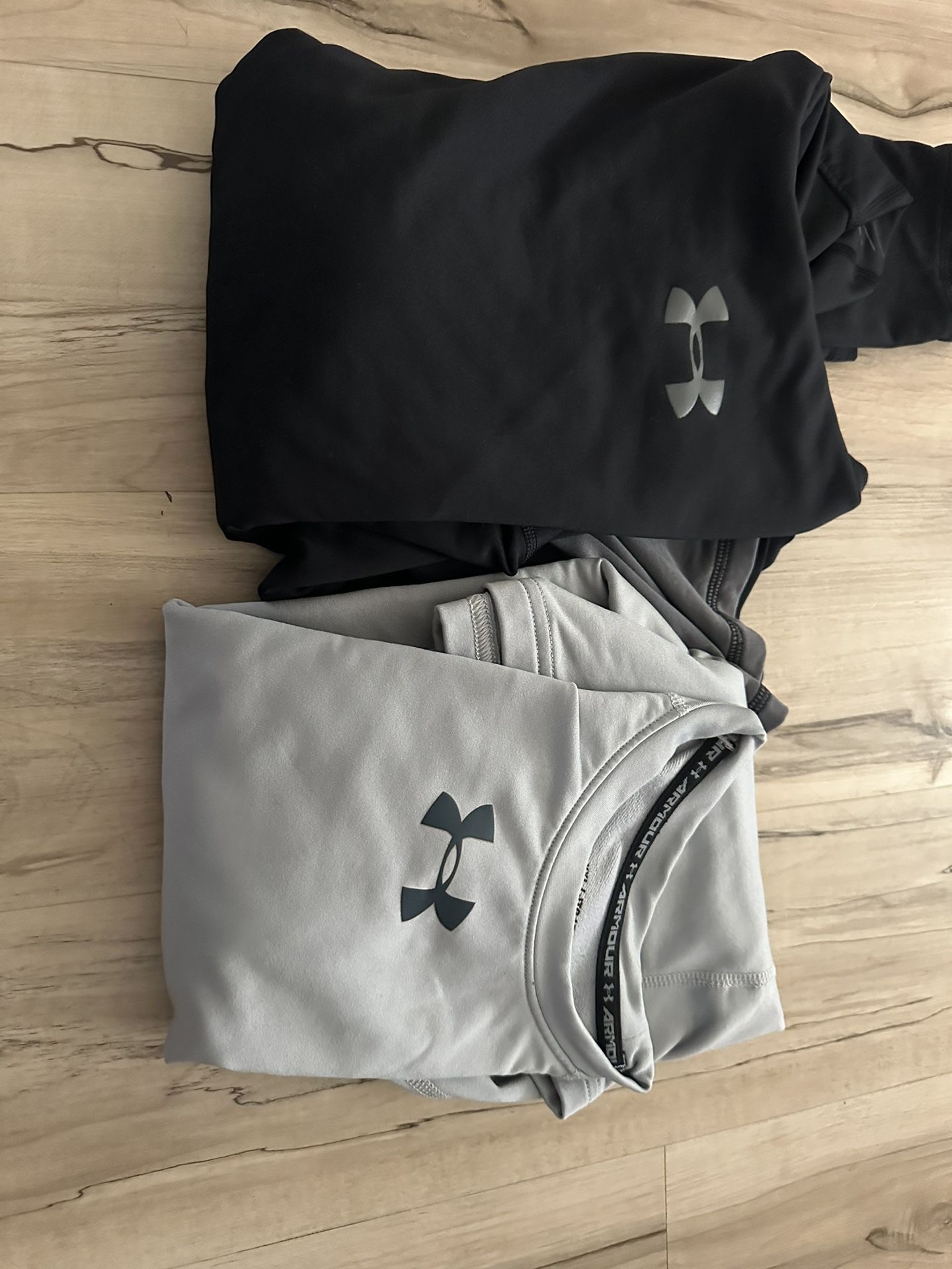 Under Armour Cold gear  YXL