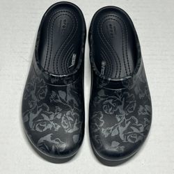 Women’s Crocs, Black w/flowers, Size 6