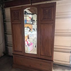 Solid wood Vintage Closet 