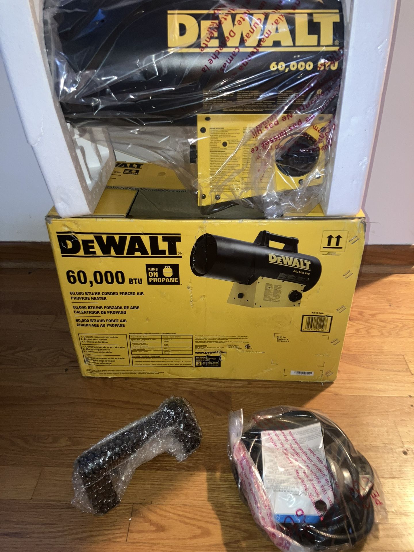 New Dewalt 60,000 BTU propane heater