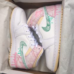 Jordan 1 Mid Paint Drip 