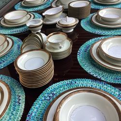 Vintage Noritake China "Goldkin" 5675 - 90+ Piece Set