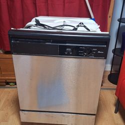  "Amana "Dishwasher Machine for Sale 