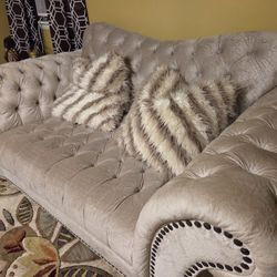 Living Room Sofa Set For Sale