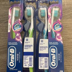 Oral B Vivid Whitening