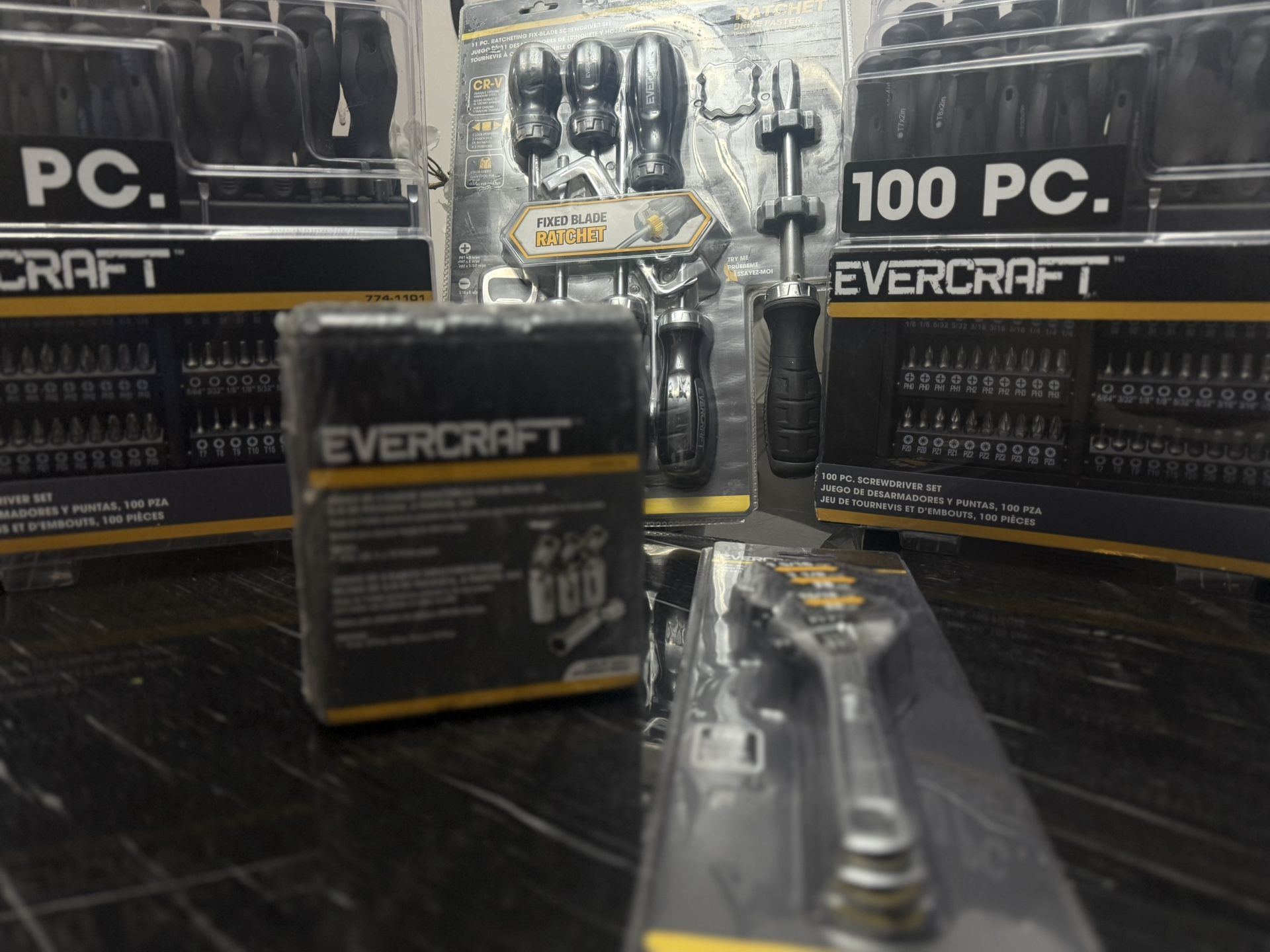 100 PIECE EVER-CRAFT SCREWDRIVER SET BUNDLE