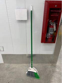 Libman broom and dustpan