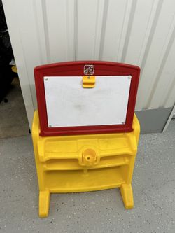 Children’s Play Desk With Dry Erase 