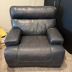 Oversized Leather Recliner 
