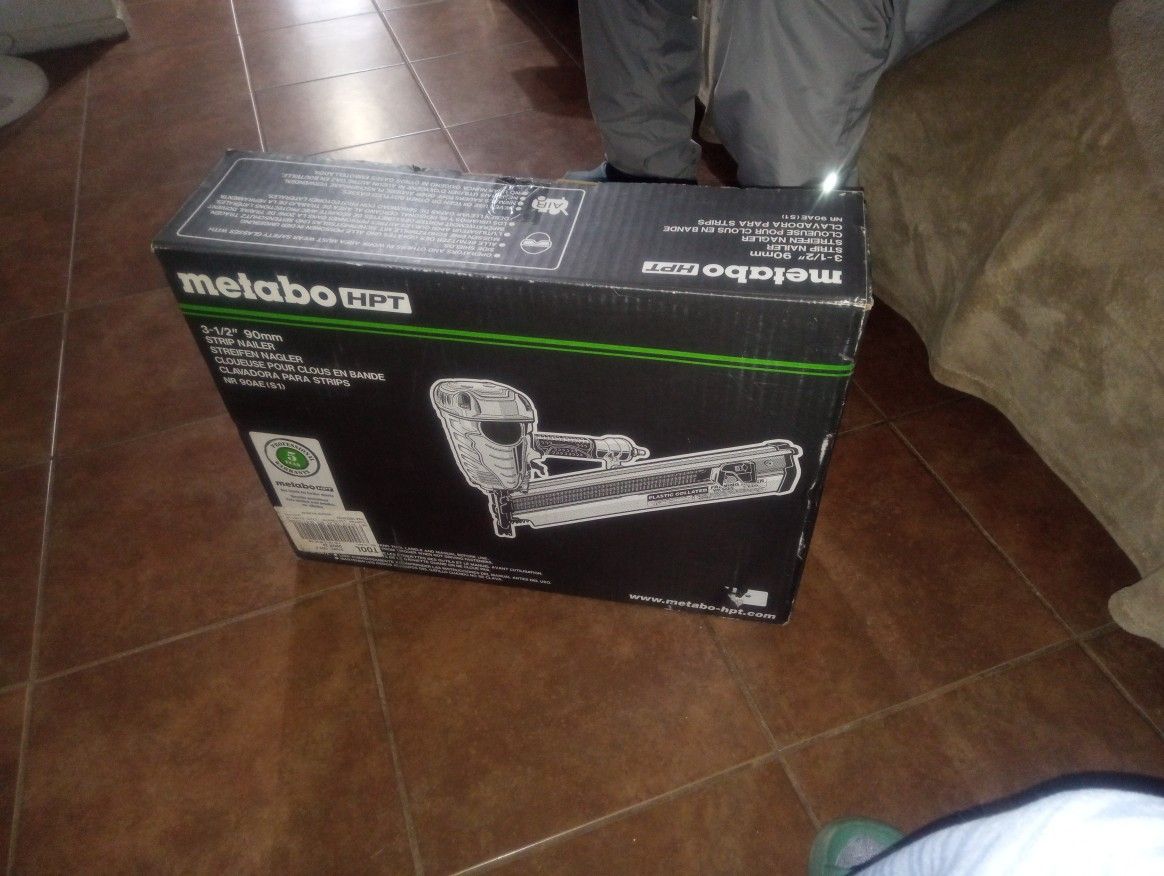 Pistola De Clavos. De Ahire