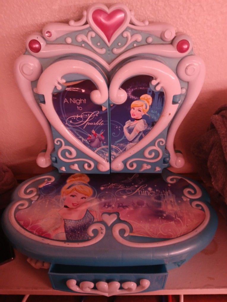 Cinderella Vanity Mirror