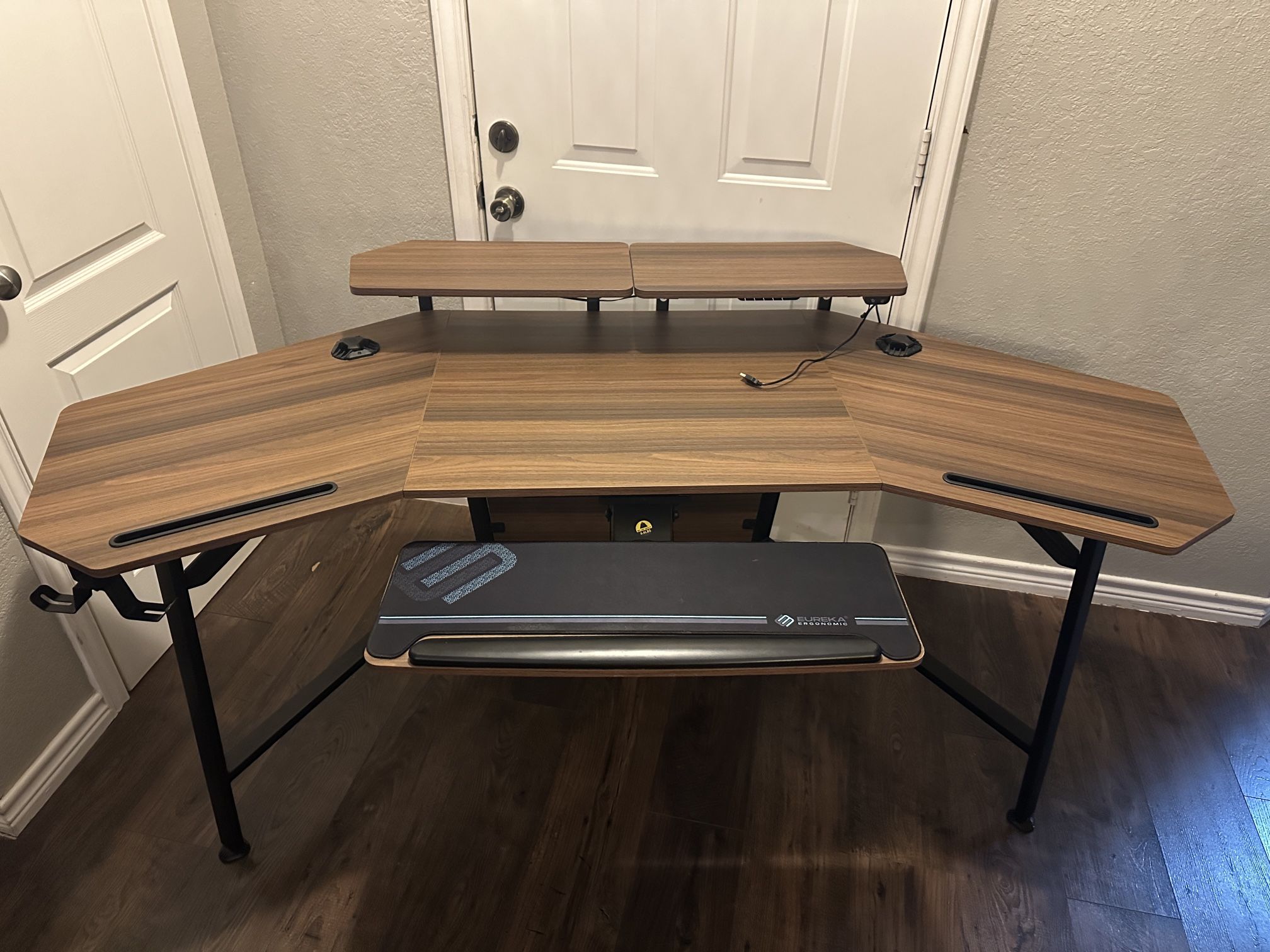 Aero Wing-Shaped Studio Desk (63" & 72'')