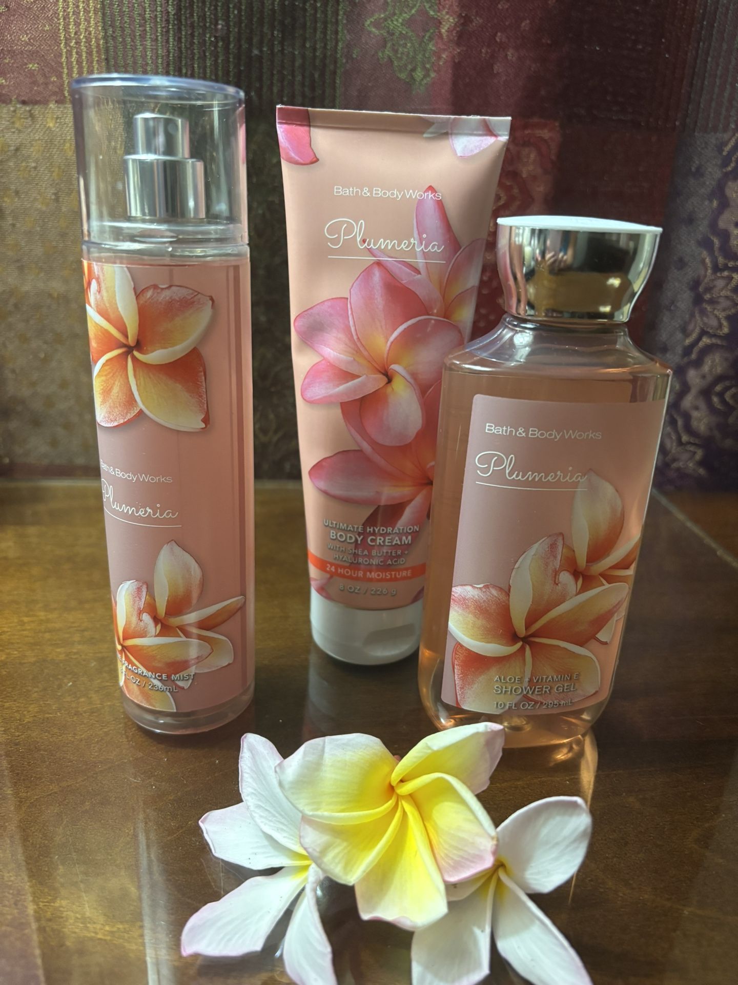 BATH & BODY WORKS