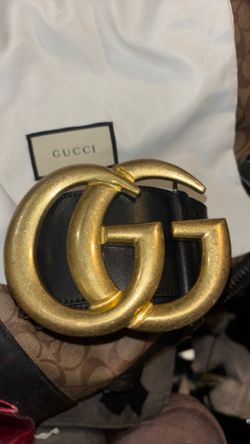 Gucci Oversized Gold Toned  Belt On Genuine Calf’s Leather Belt 