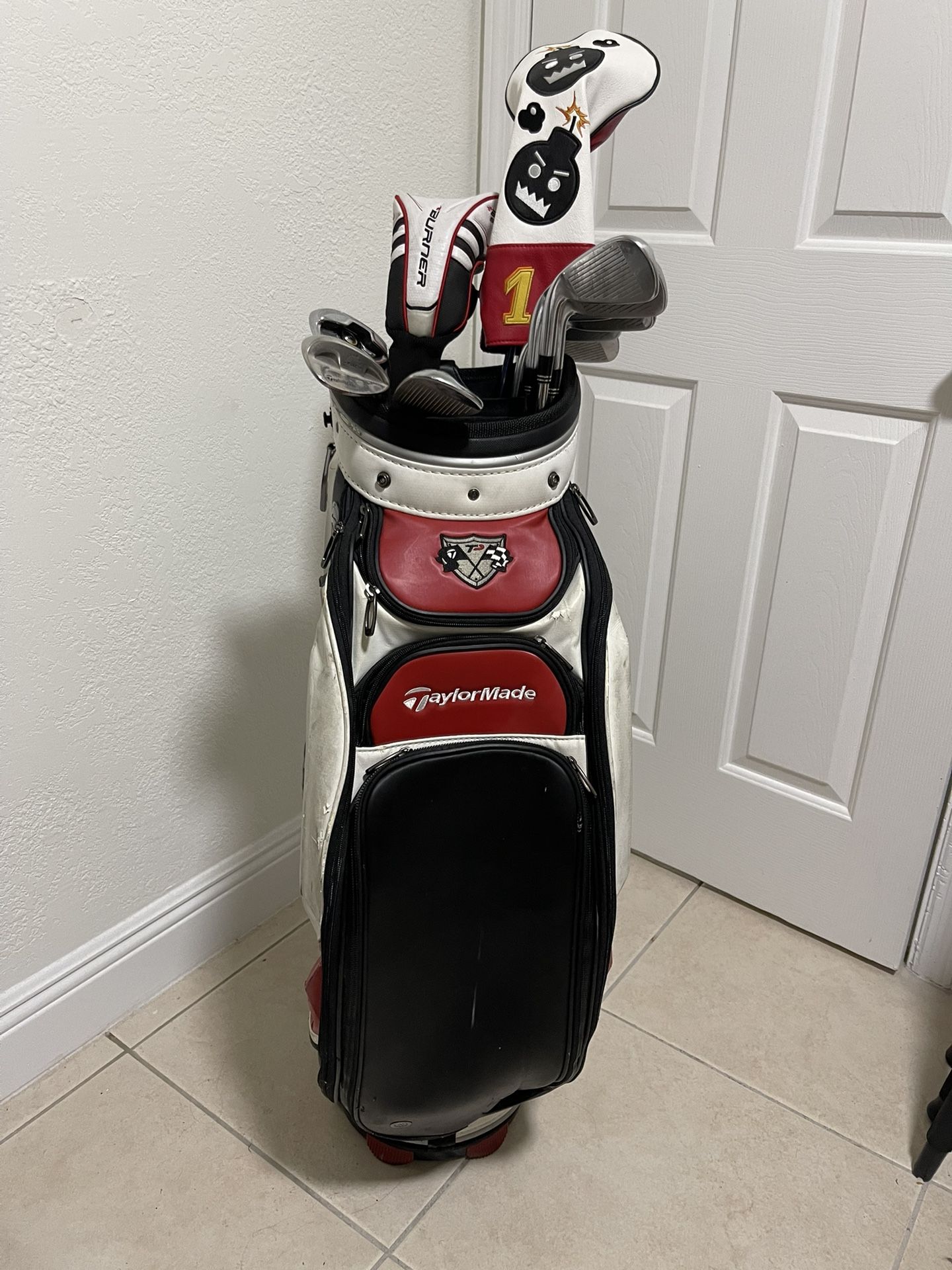 Taylor Made Burner Golf Clubs Set