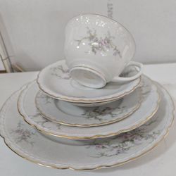 Embassy Vitrified Dinnerware, see pic for pieces included-PLEASE READ DESCRIPTION