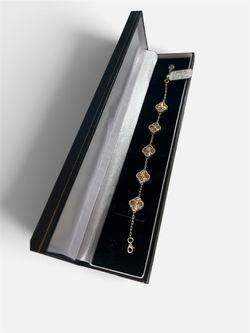 14K Yellow Gold Van Cleef Dupe Bracelet