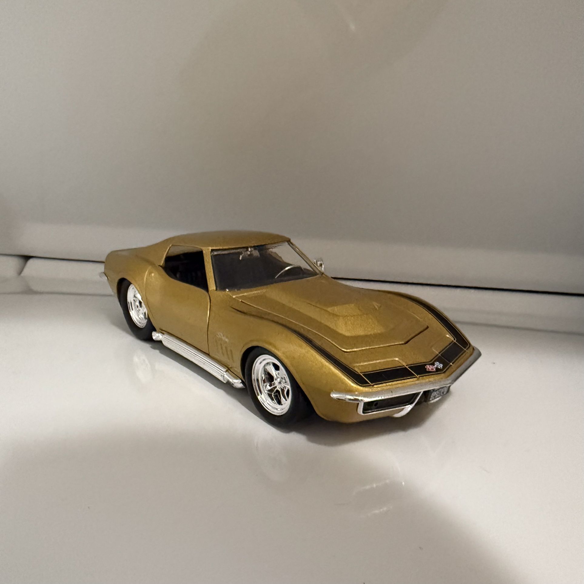 Jada 1/24 1969 Chevrolet Corvette Stingray ZL-1 C3