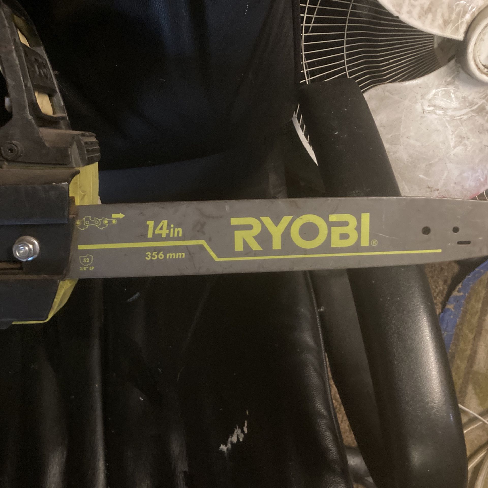 Ryobi 14 In” 40 V Chainsaw 