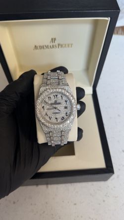 Full Iced Out VVS1 AP