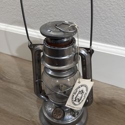 Vintage Czech Meva no. 864 Oil Kerosene Lamp