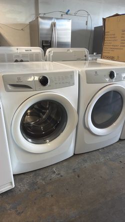 Electrolux Set Of Washer and Dryer