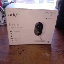 Arlo Essential Camera