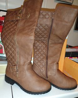 High Women's Beige Boots