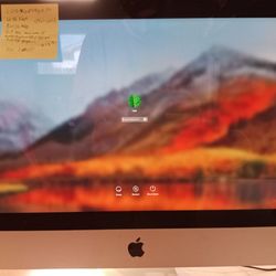 Mid 2011 21.5 Inch iMac With 12gb Ram, 500gb HDD, A 2.5 GHz Intel Core i5 CPU, And An AMD Radeon 6750m 512mb GPU.