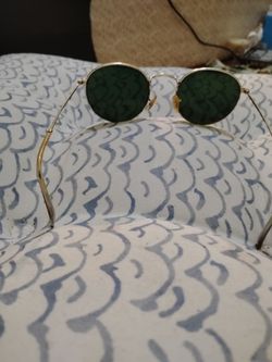 Ray-Band glasses 🕶️