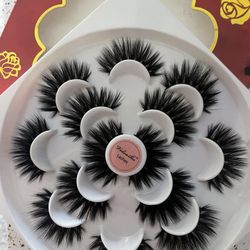 7 Pairs Brand New Lashes 