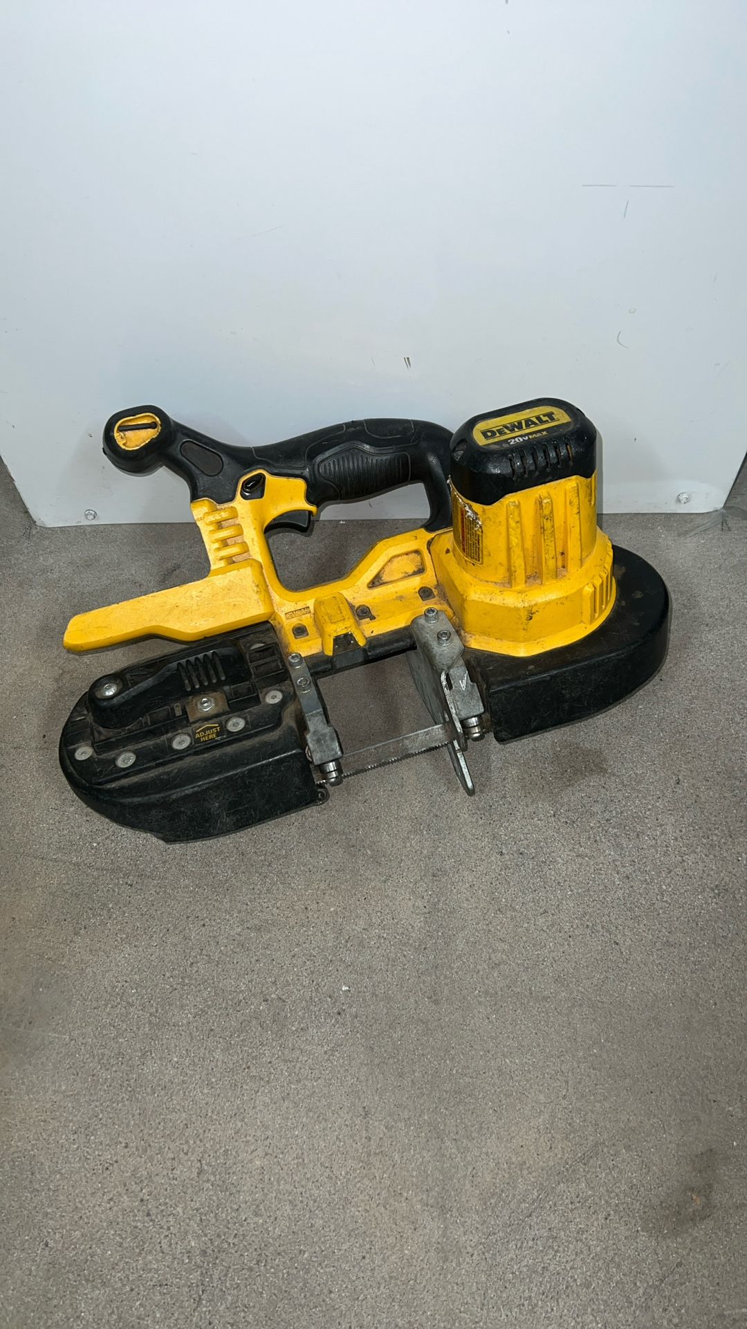 Dewalt Cordless Bandsaw 20v