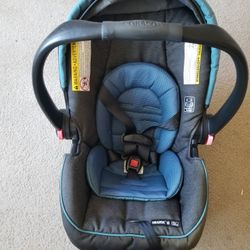Graco Infant Car Seat 