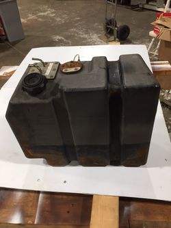 Small engine gas tank